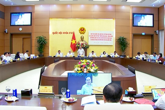 Không để hệ thống xây dựng xong mà không có người dùng, không có dữ liệu