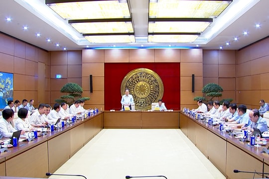 Nâng cao chất lượng tham mưu, nghiên cứu chiến lược, phục vụ trực tiếp cho phát triển kinh tế, bảo vệ chủ quyền và lợi ích quốc gia