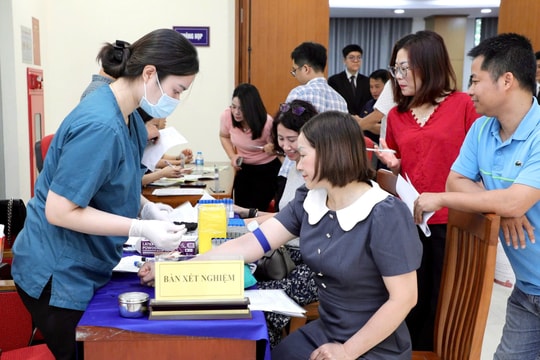 Công đoàn cơ sở Báo Đại biểu Nhân dân: Tổ chức khám sức khoẻ lần 2 trong năm cho cán bộ, phóng viên và người lao động
