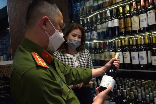 Lâm Đồng tăng cường đấu tranh với buôn lậu, hàng giả và gian lận thương mại