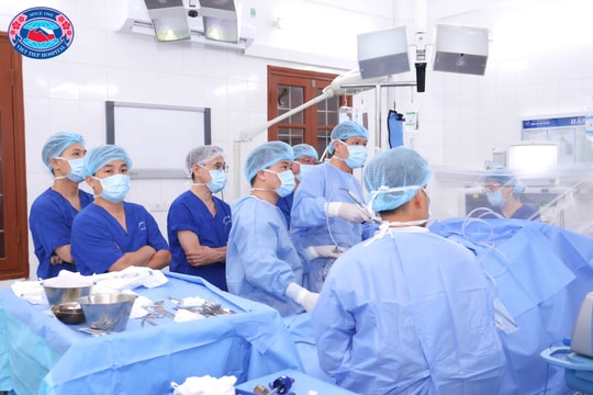 Ca ghép thận đặc biệt từ người hiến sống cao tuổi nhất Việt Nam