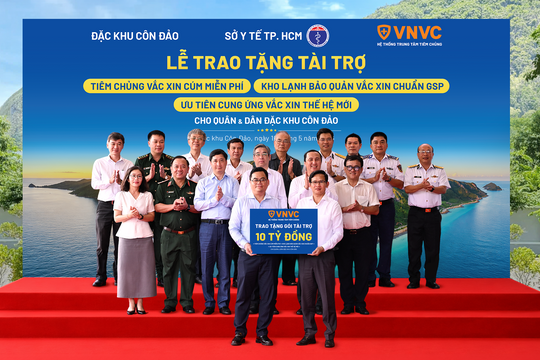 Hệ thống Trung tâm Tiêm chủng VNVC tài trợ hơn 10 tỷ đồng giúp nâng cao năng lực y tế dự phòng, bảo vệ sức khỏe quân, dân Côn Đảo