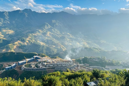 Alphora Mường Hoa Sa Pa đón 22 họa sĩ bước vào thung lũng mây