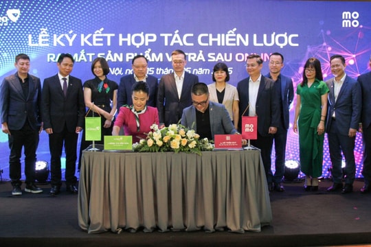 MoMo và VCBNeo thiết lập quan hệ đối tác chiến lược: Cộng hưởng sức mạnh công nghệ để bình dân hóa tài chính số