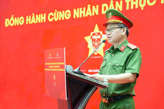 Đưa tiện ích số đến gần hơn với nhân dân