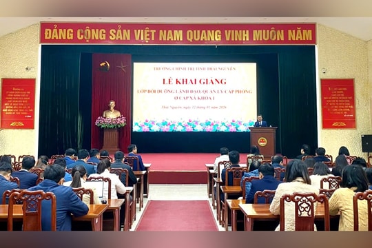 Lấy kết quả công việc, mức độ hài lòng của người dân làm căn cứ đánh giá