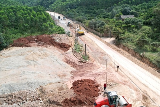 Gấp rút thi công tuyến đường kết nối Quảng Ninh - Bắc Ninh
