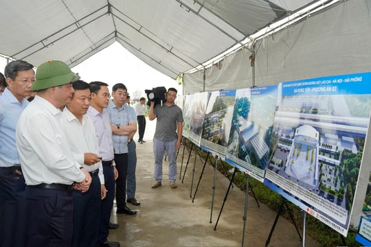 Phó Chủ tịch Quốc hội Nguyễn Hồng Diên khảo sát dự án đầu tư xây dựng tuyến đường sắt Lào Cai - Hà Nội - Hải Phòng