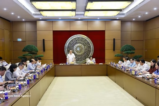 National Assembly Chairman urges renovation in leadership, working style