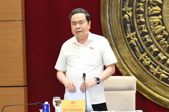 Chủ tịch Quốc hội Trần Thanh Mẫn làm việc với Văn phòng Quốc hội