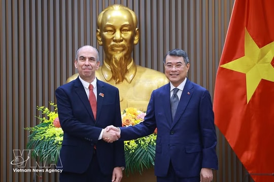PM vows to deepen Vietnam-Cuba special ties
