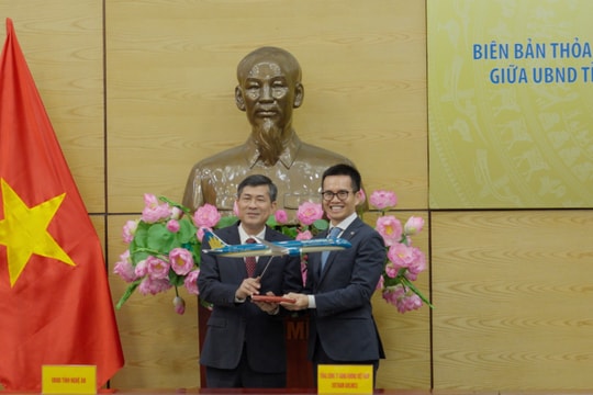 Vietnam Airlines và Nghệ An ký hợp tác chiến lược: Tạo đòn bẩy bứt phá du lịch, giao thương
