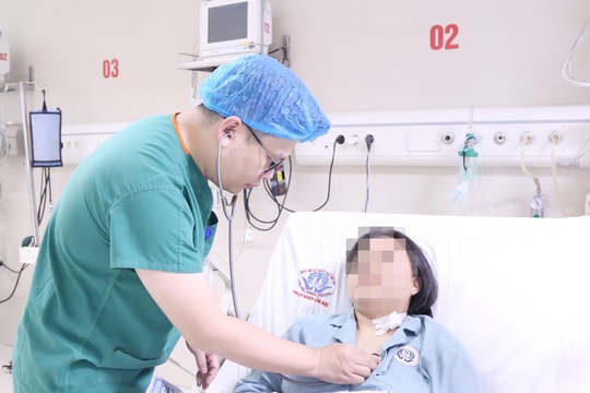 Điếc tai trái đột ngột, cô gái sinh trẻ phát hiện khối u tim gây đột quỵ