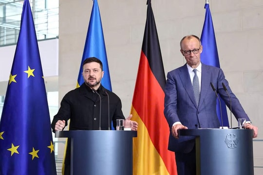 Đức đề xuất quy chế “thành viên liên kết” của EU cho Ukraine