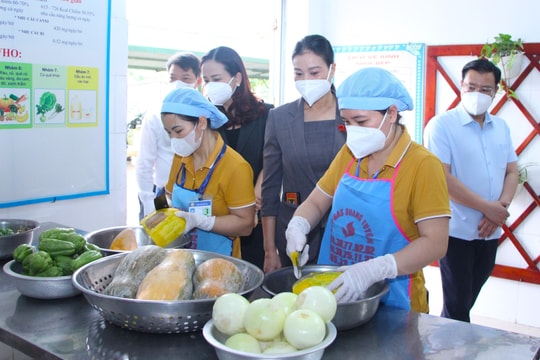 Minh bạch tài chính, bảo đảm an toàn bữa ăn học đường