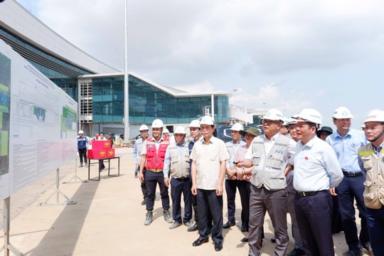 Thể chế phải mở đường, giám sát phải đi trước