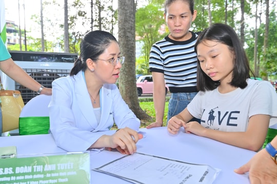 TP. Hồ Chí Minh: Lan tỏa thông điệp sống khỏe, phòng bệnh từ sớm