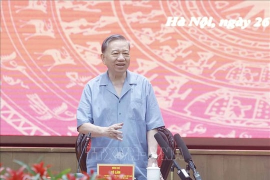 Thông qua dự thảo Báo cáo kết quả kiểm tra, giám sát đợt 2 đối với Ban Thường vụ Thành ủy Hà Nội