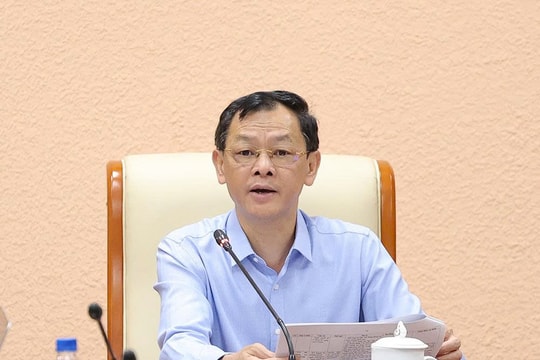 Đẩy mạnh triển khai, bảo đảm tiến độ thực hiện các nhiệm vụ chuyển đổi số y tế