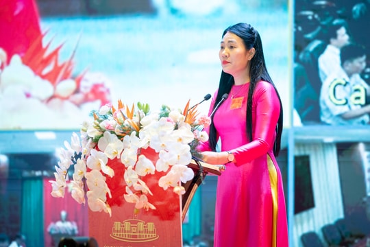 Chuyển mạnh từ “xem xét văn bản” sang “giám sát quyền lực thông qua văn bản”