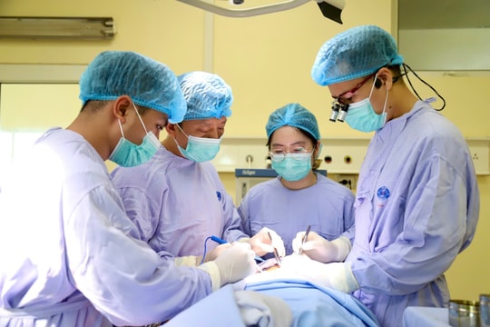 Loét lưỡi mãi không khỏi, người đàn ông trẻ bất ngờ mắc ung thư
