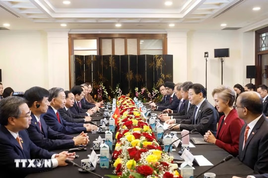 Hình thành hệ sinh thái khoa học, công nghệ chiến lược Việt Nam - Singapore