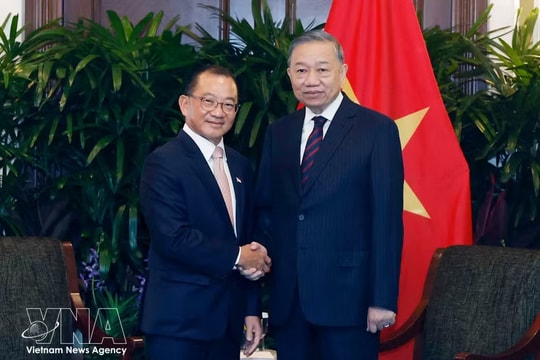 Top Vietnamese leader meets Singaporean Parliament Speaker