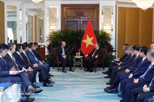 Top leader praises Singaporean investments’ contributions to Vietnam’s development