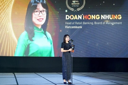 Giám đốc Khối Bán lẻ Vietcombank được vinh danh tại WFIS 2026