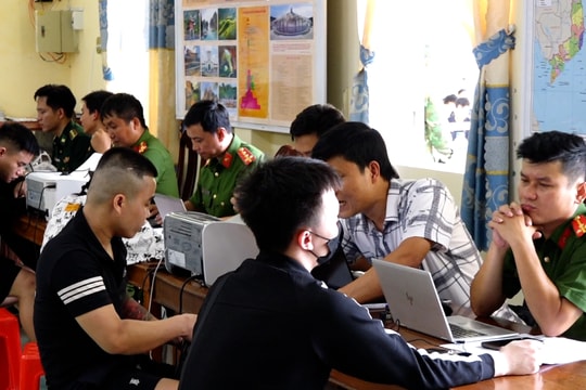 Cạm bẫy "việc nhẹ lương cao" và "ma trận" lừa đảo trực tuyến