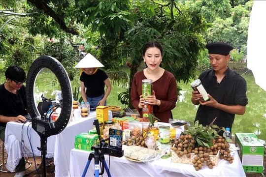 Thu hẹp khoảng cách số để thúc đẩy thương mại điện tử