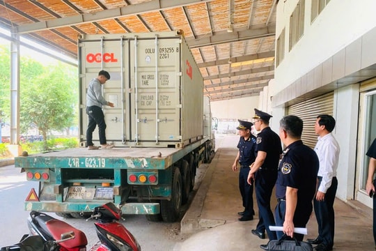 Phát hiện, thu giữ 325.000 bao thuốc lá giả mạo nhãn hiệu ESSE Change