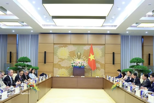 Vietnam, France seek to deepen parliamentary cooperation