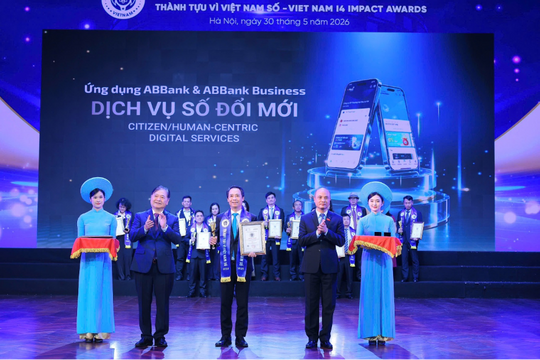 Chuyển đổi số toàn diện, ABBank nhận cú đúp vinh danh tại Viet Nam I4 Impact Awards