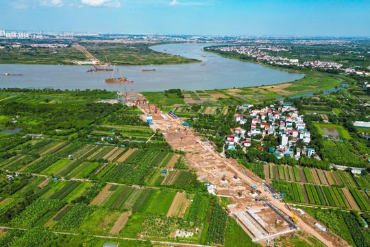 Cận cảnh nơi đang thi công Cầu Ngọc Hồi với mức đầu tư hơn 11.800 tỷ đồng