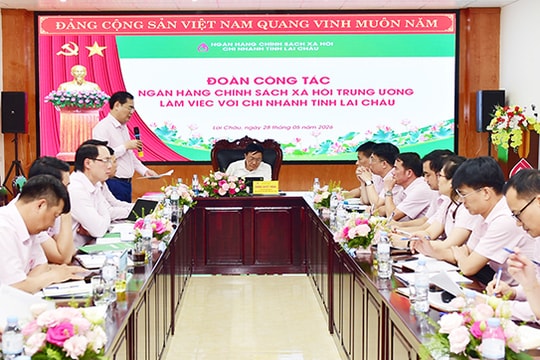 Tổng Giám đốc Dương Quyết Thắng làm việc với chi nhánh NHCSXH tỉnh Lai Châu