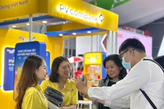 PVcomBank đồng hành thúc đẩy lối sống số tại Việt Nam cùng Ngày Tài chính số 2026