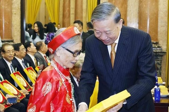 Tổng Bí thư, Chủ tịch nước Tô Lâm: Khơi dậy tinh thần "Tuổi cao – Gương sáng" trong giai đoạn phát triển mới