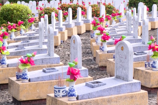 Quảng Trị: Lấy mẫu phẩm các phần mộ chưa xác định thông tin tại Nghĩa trang Liệt sĩ Quốc gia Đường 9