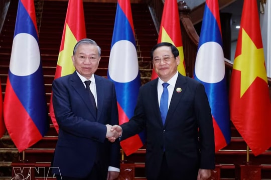 Vietnam, Laos foster great friendship, strategic cohesion