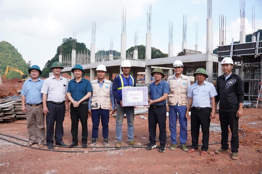 Đồng hành trách nhiệm, mang “hơi thở” cuộc sống vào nghị trường