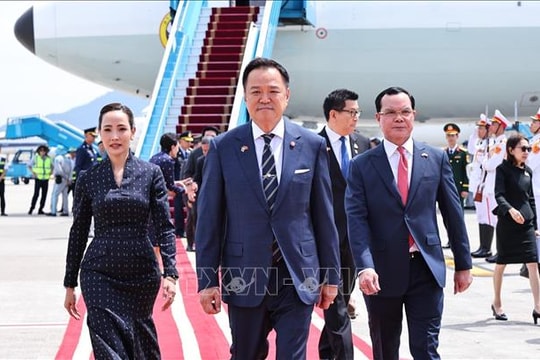 Thủ tướng Thái Lan đến Hà Nội, bắt đầu thăm chính thức Việt Nam và dự AFF 2026