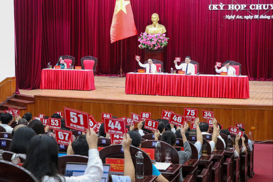 Nghệ An: HĐND tỉnh thông qua 8 nghị quyết tại kỳ họp chuyên đề đầu tiên của nhiệm kỳ