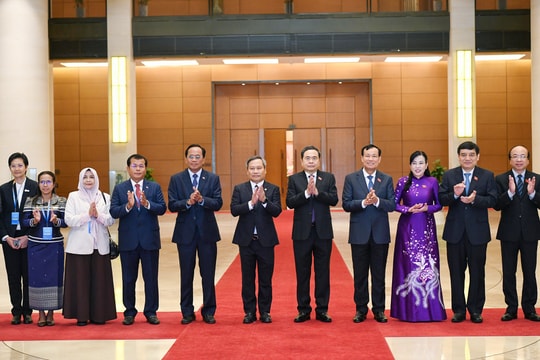 Chủ tịch Quốc hội Trần Thanh Mẫn tiếp lãnh đạo các thành phố ASEAN