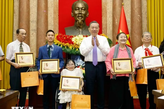 Tổng Bí thư, Chủ tịch nước Tô Lâm: Một việc tử tế hôm nay là biểu hiện sinh động của thi đua ái quốc