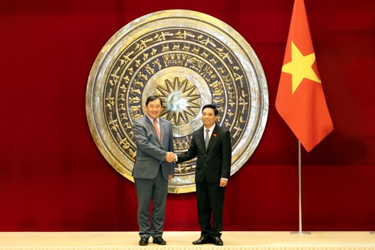 Phó Chủ tịch Quốc hội, Thượng tướng Nguyễn Doãn Anh tiếp Chủ nhiệm Ủy ban Đối ngoại, hợp tác quốc tế và thông tin của Quốc hội Campuchia