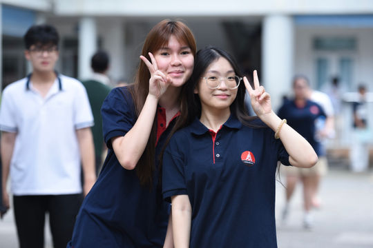 Sáng nay, hơn 1,2 triệu thí sinh bước vào môn thi đầu tiên Ngữ văn