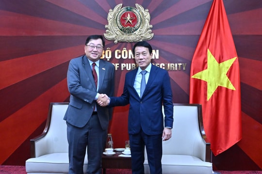 Bộ trưởng Lương Tam Quang tiếp Đại sứ Malaysia đến chào xã giao nhân dịp kết thúc nhiệm kỳ công tác tại Việt Nam