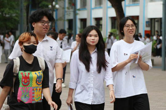 Xuất hiện nhiều chiêu trò lừa đảo tân sinh viên, các trường đại học cảnh báo “khẩn”