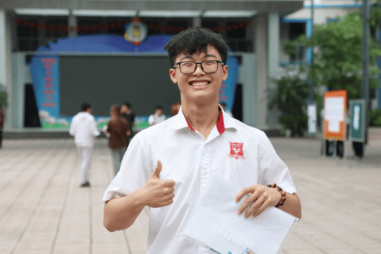Hơn 112.000 thí sinh đăng ký nguyện vọng xét tuyển đại học trong ngày đầu mở hệ thống